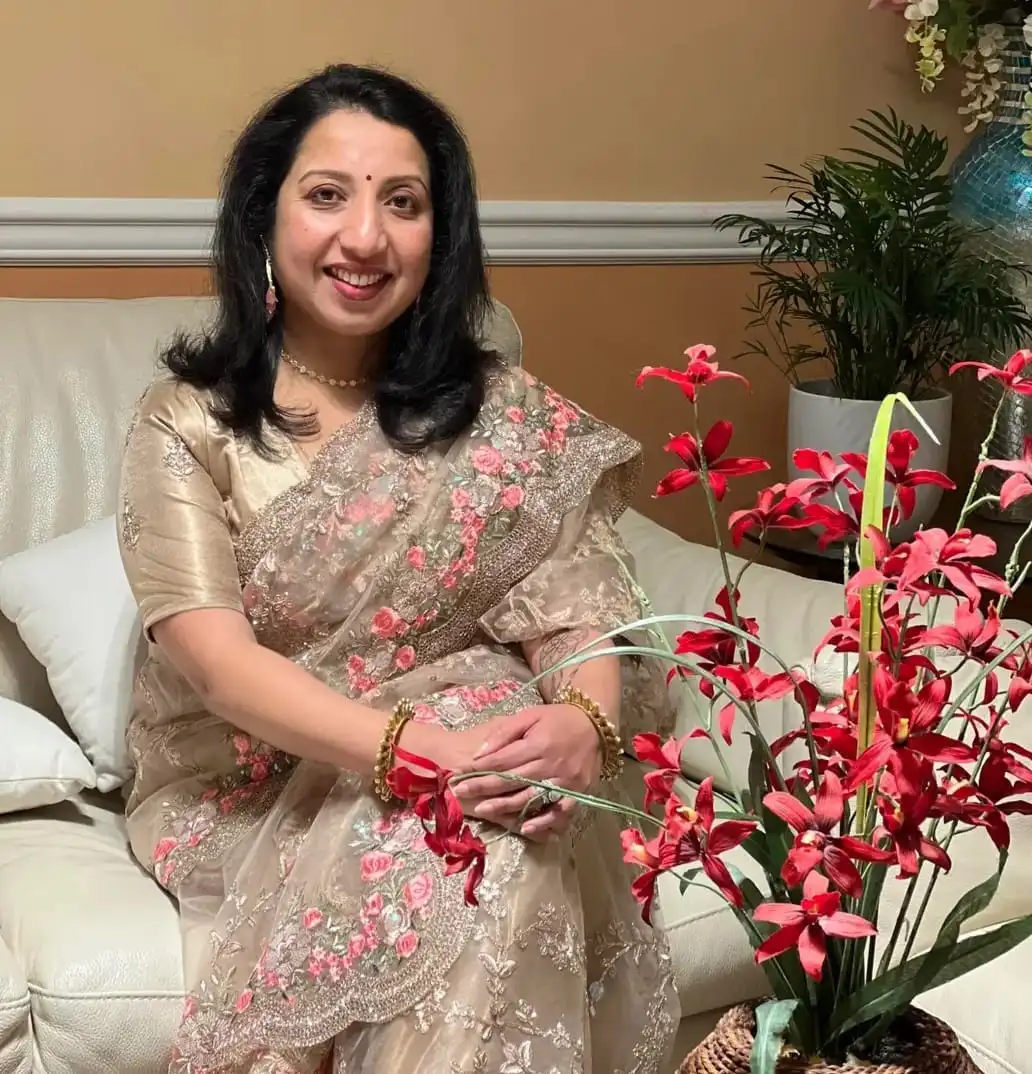 Gayathri Suresh, founder and art teacher at Radiant Hues